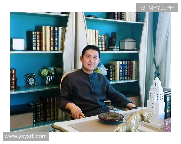 李泓澎的成长之路与艺术追求:从少年梦想到当代艺术家的蜕变历程 李泓澎的成长之路与艺术追求:从少年梦想到当代艺术家的蜕变历程