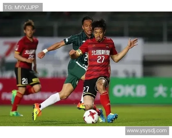 长崎成功丸与大阪樱花的激烈对决展现日本足球的魅力与激情