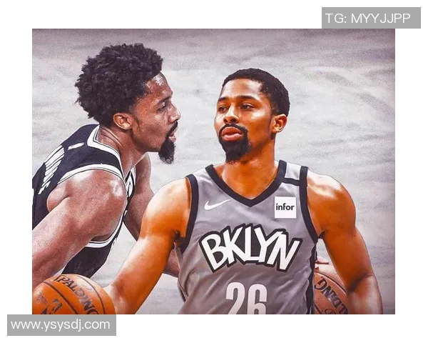 雷霆队与国王队激战正酣精彩对决引发球迷热议与期待